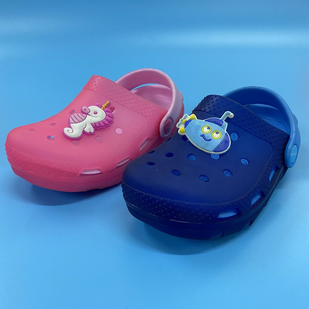 titun-de-kids-clogs-6